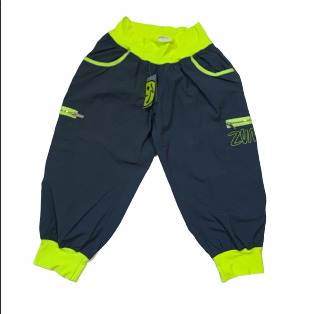 Zumba Wear cargo capris